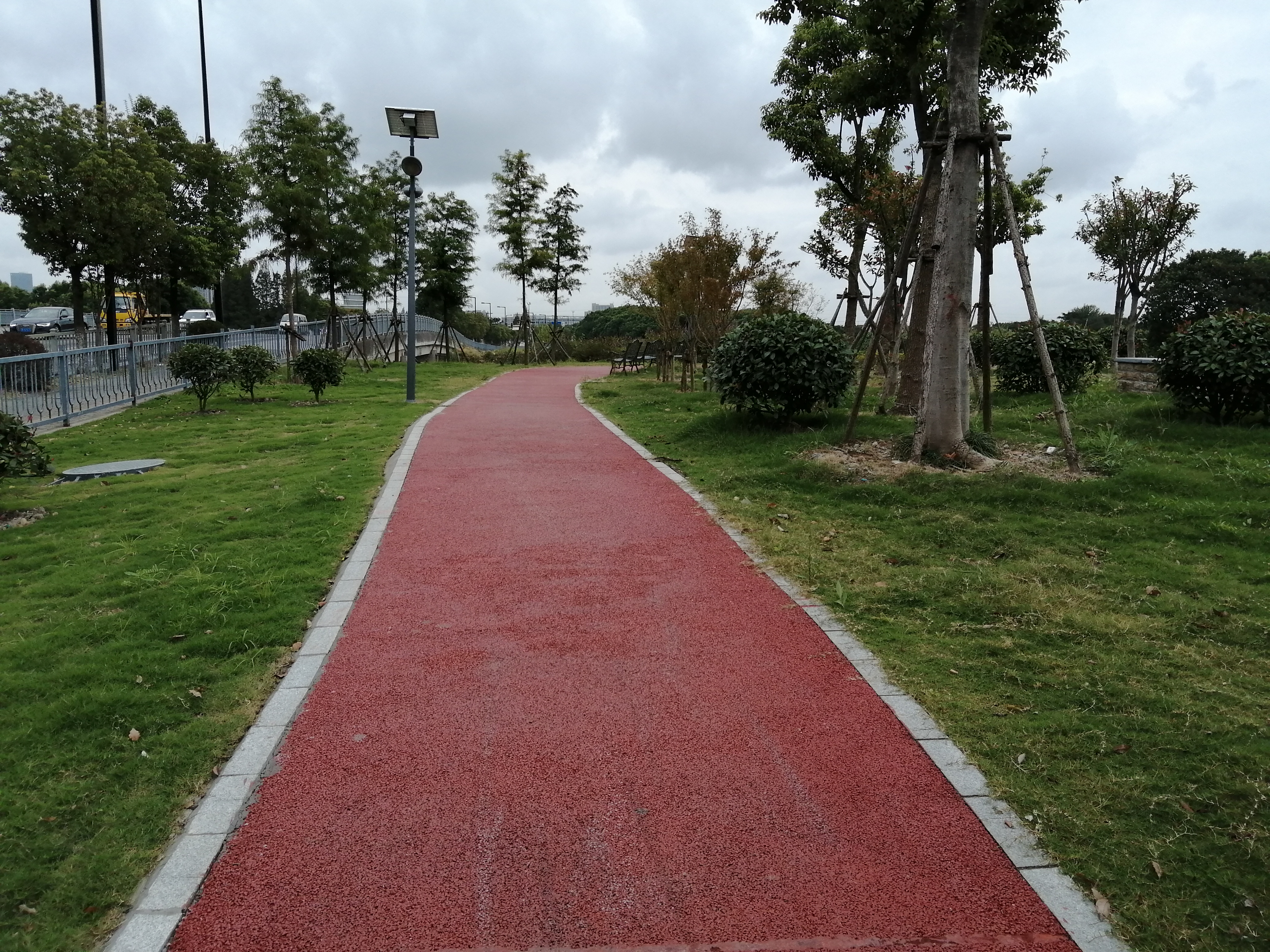 沪宜公路-霍城路市民健身步道