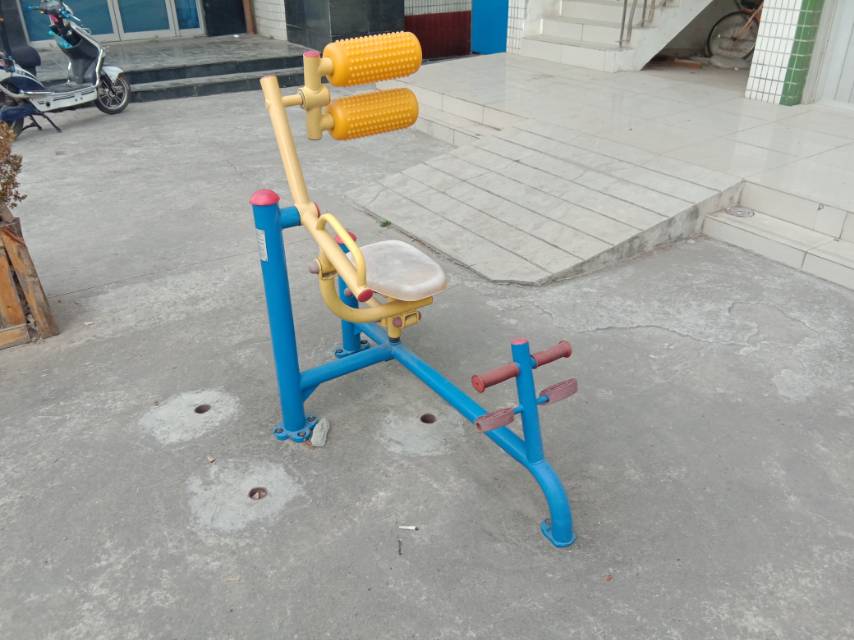 自重腹背锻炼器