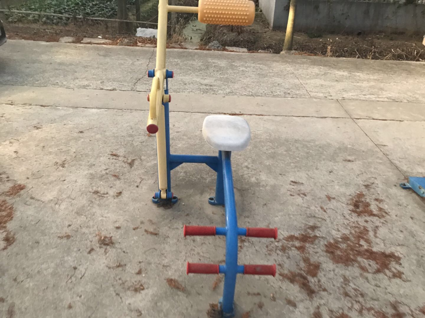 腹背锻炼器