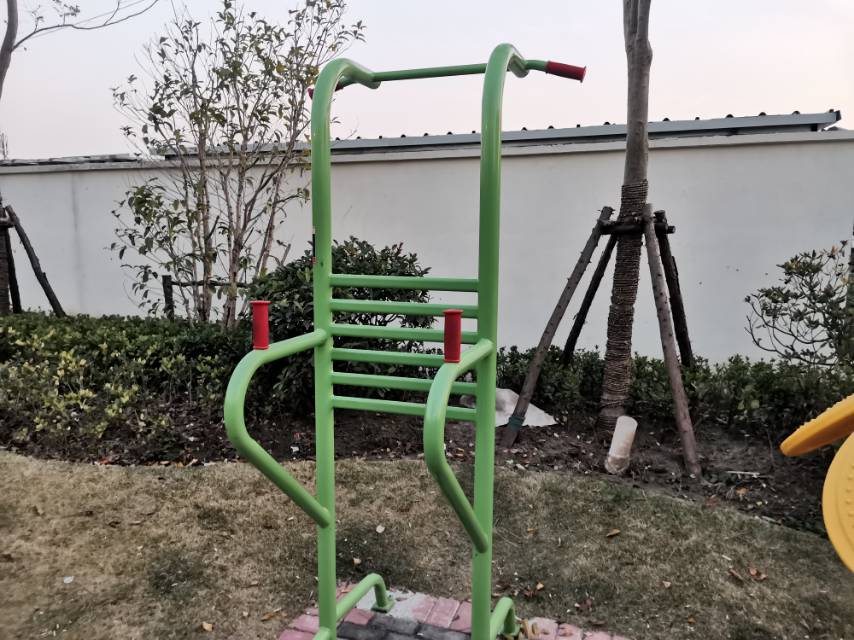 多功能锻炼器
