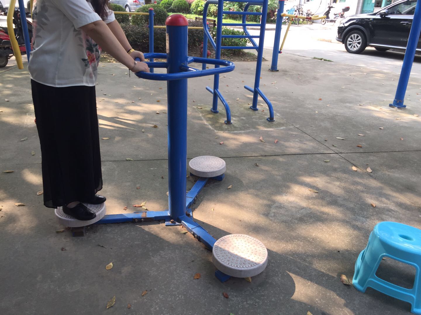 扭腰器