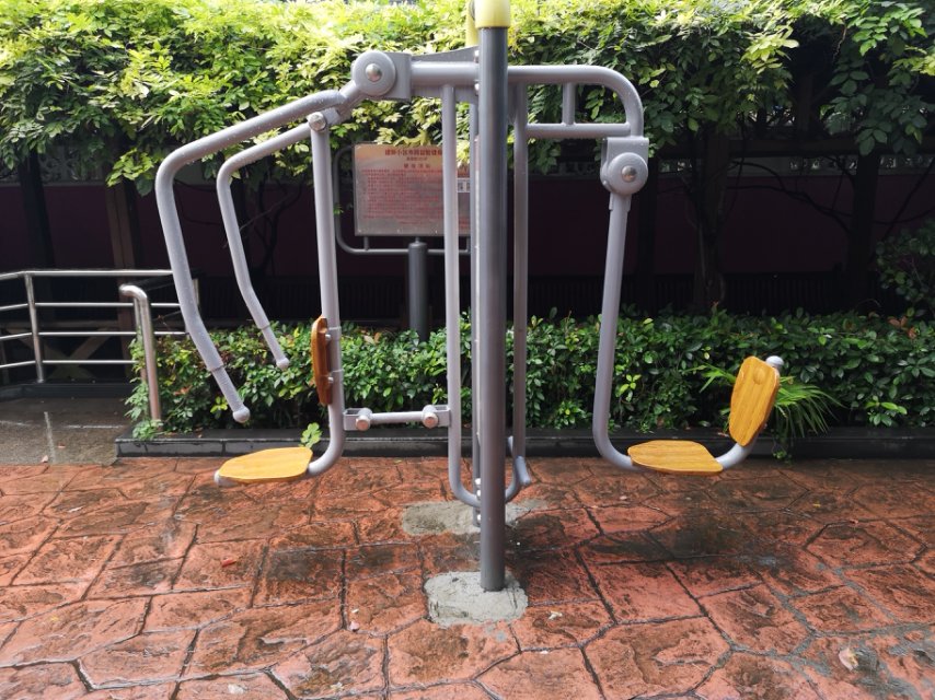 上下肢训练器