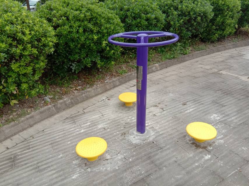 扭腰器