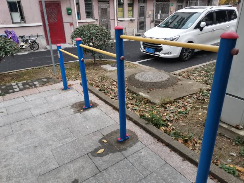 压腿杠