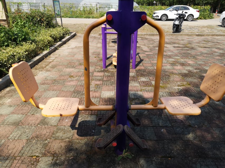 双人坐蹬器