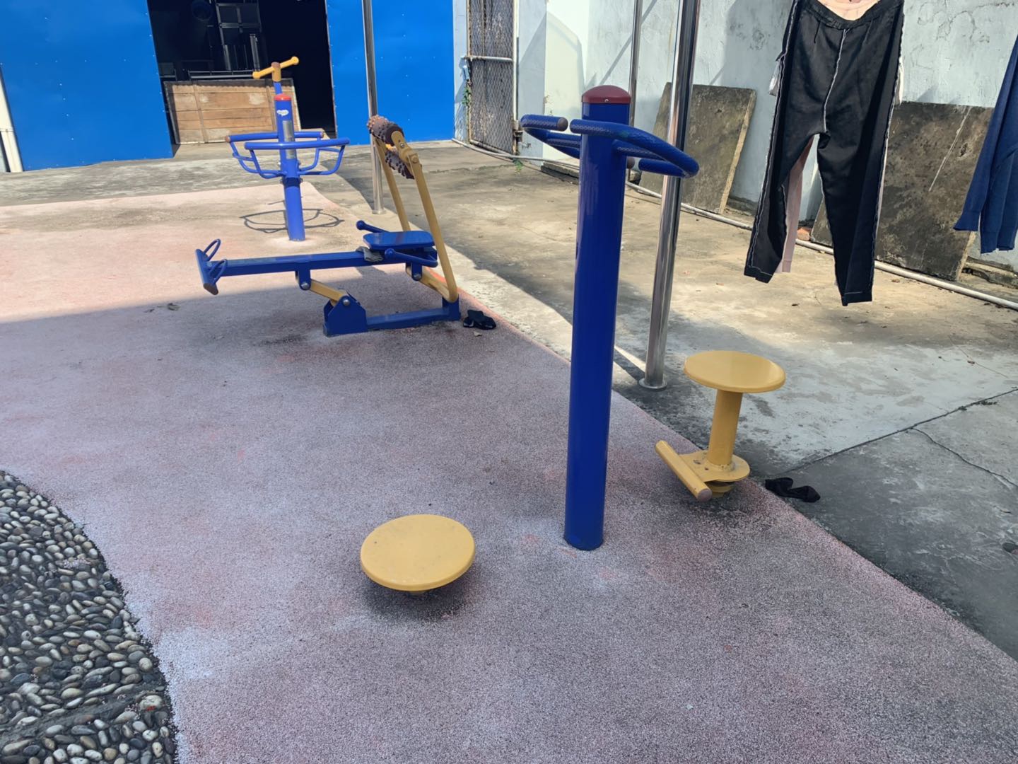 双位扭腰器