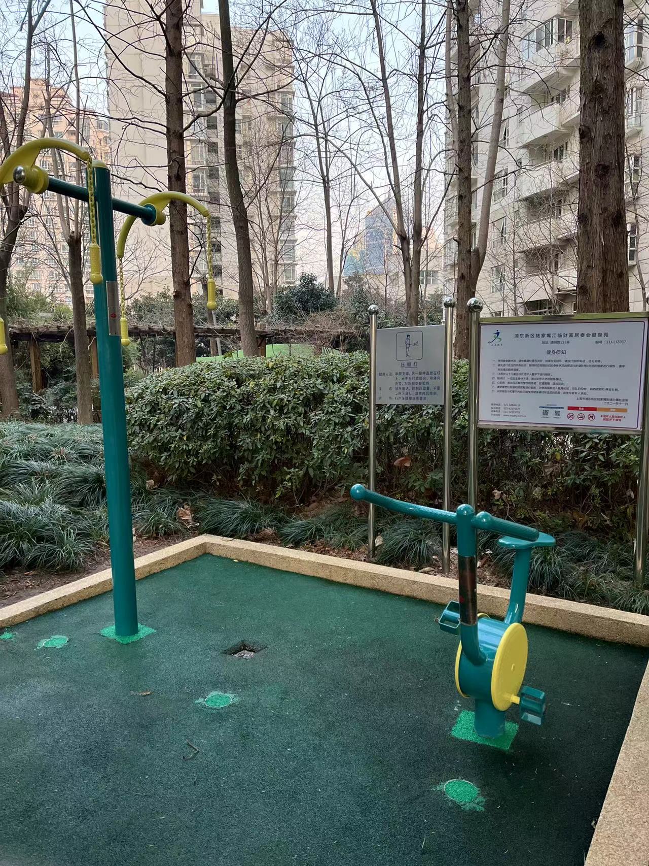 江临财富居委会健身苑（一）