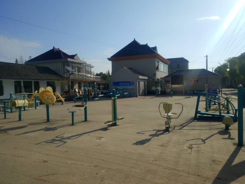 建设镇富安村健身苑