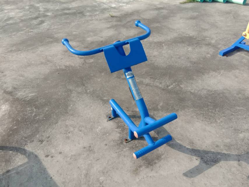 背肌训练器