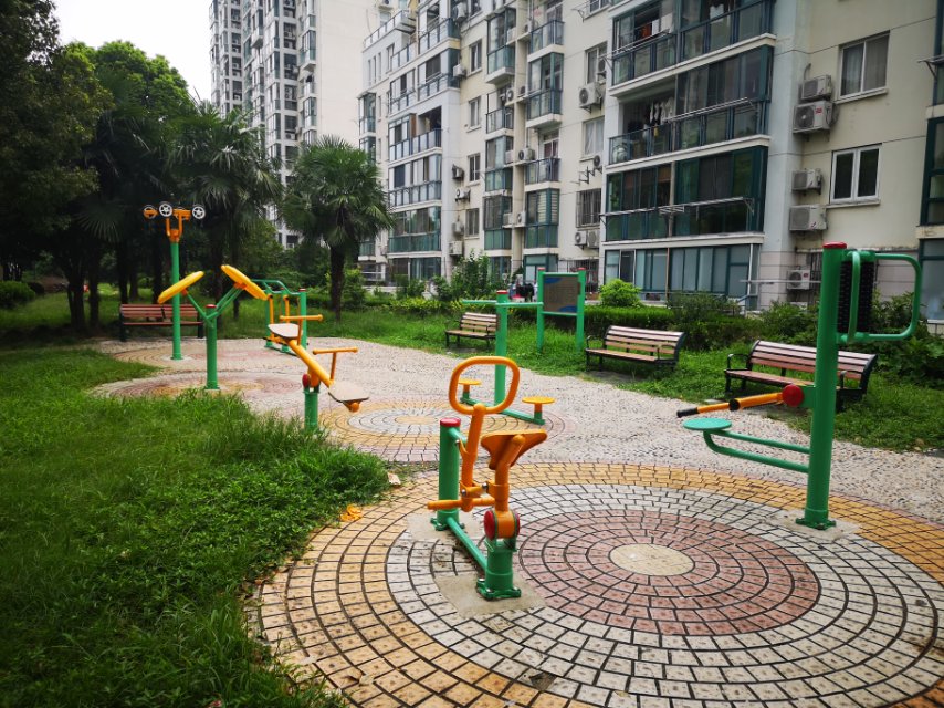 吴宝路一居委健身苑点D