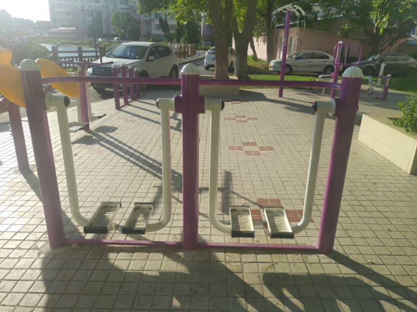 双位漫步机