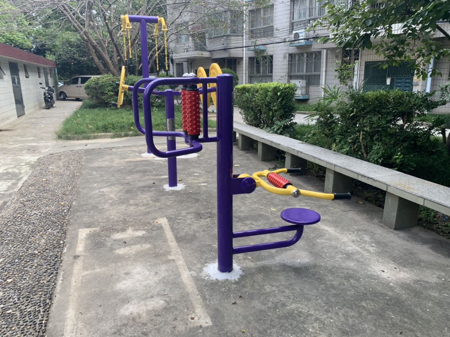 腰背按摩器