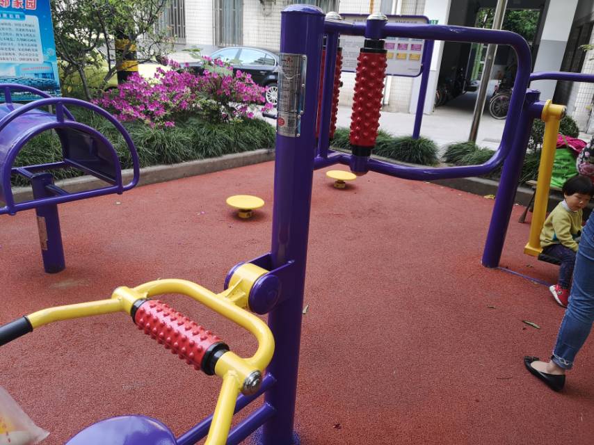 腰背按摩器