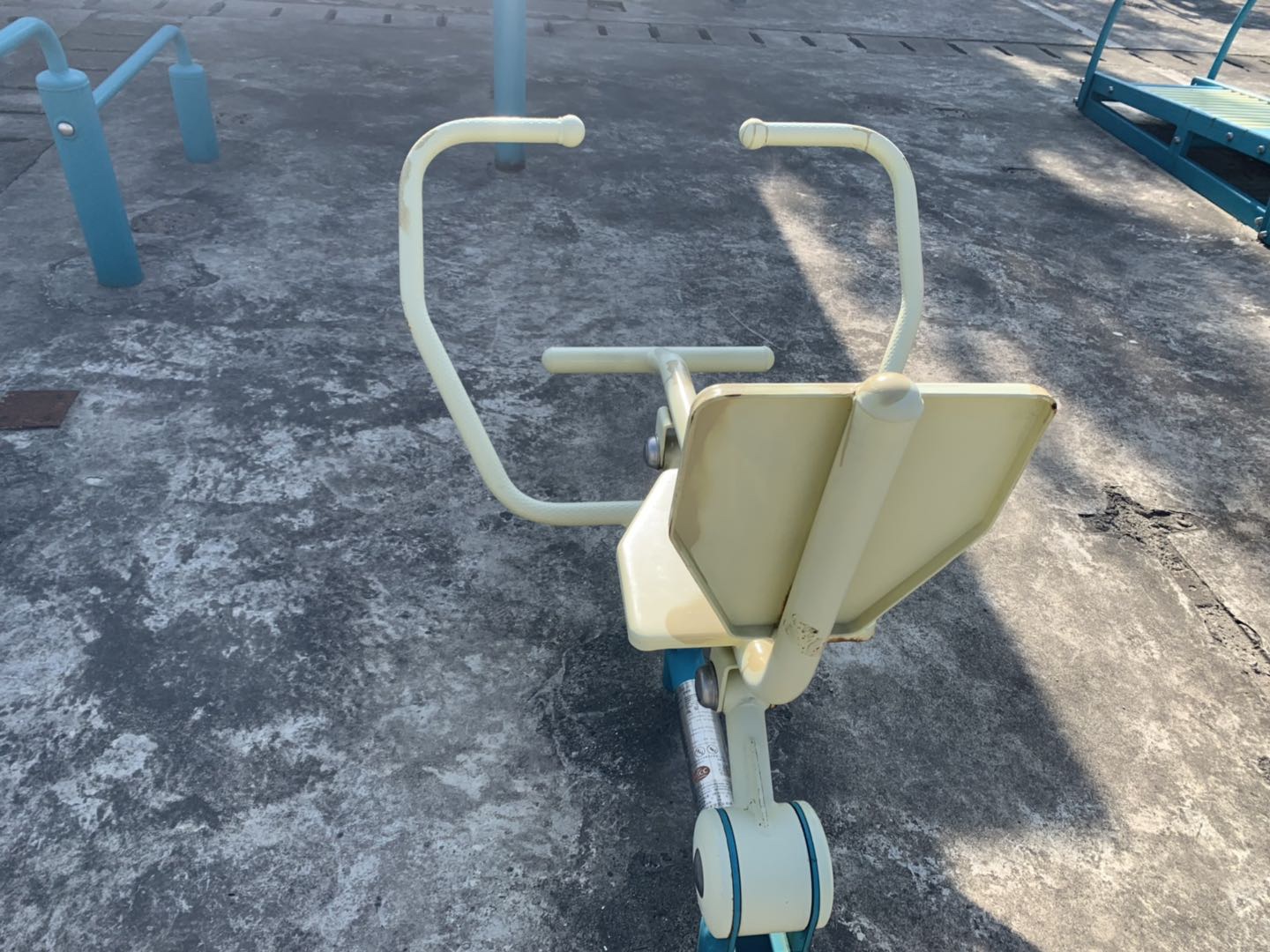 划船器