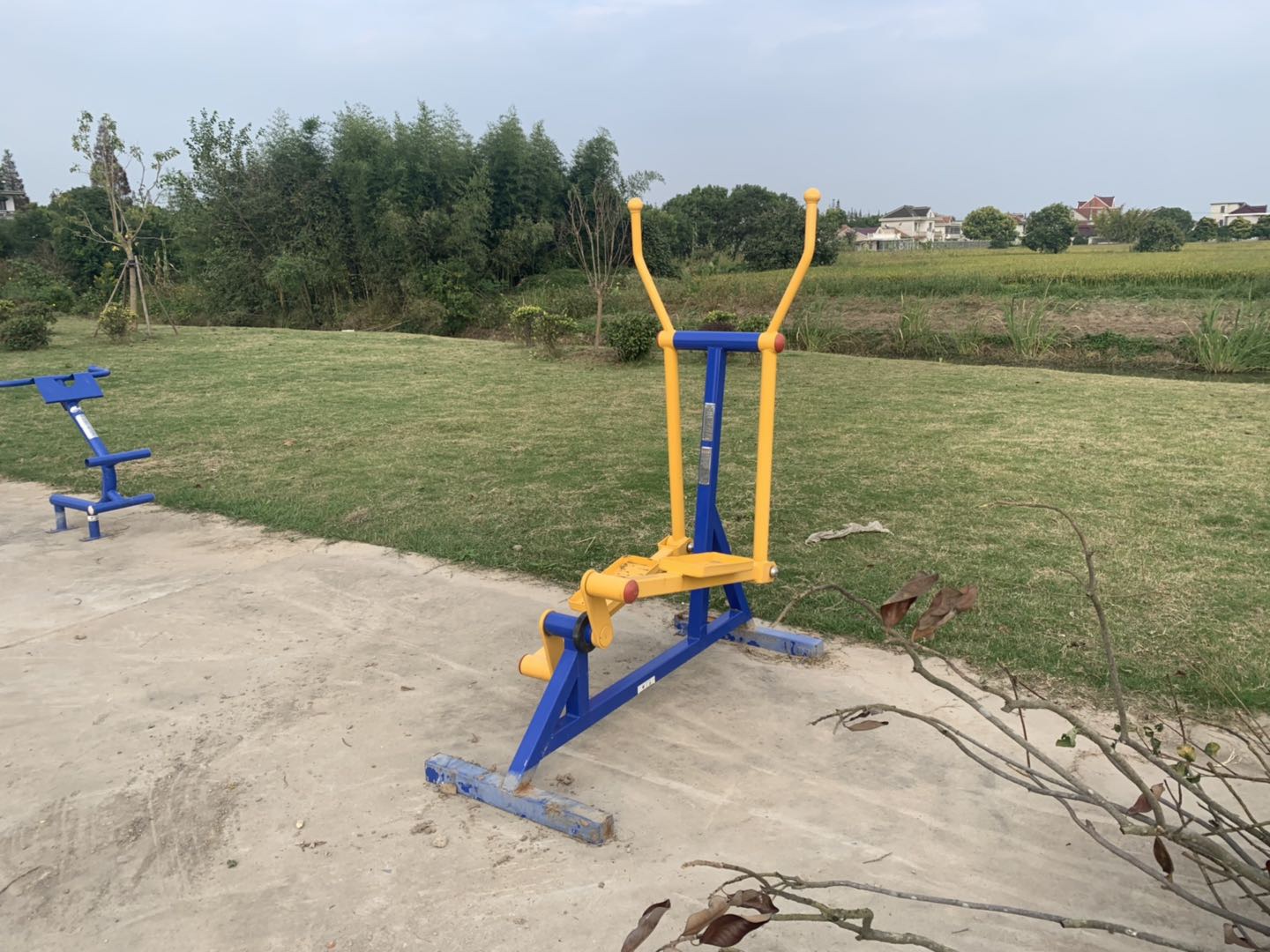 室外椭圆机