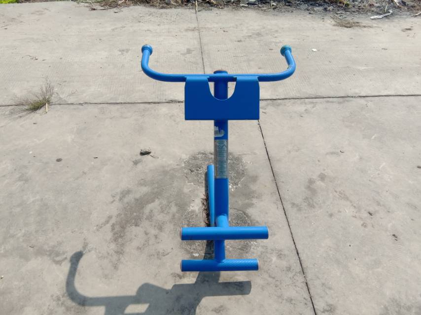 背肌训练器
