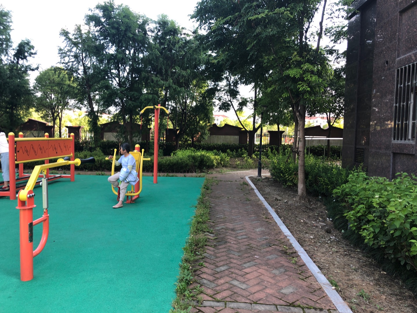 金昊雅苑市民益智健身点
