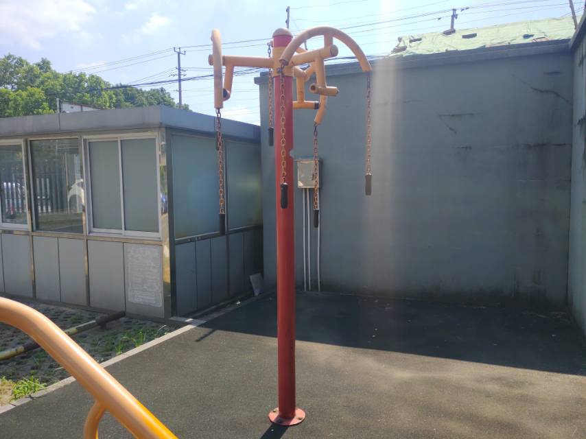 牵引器