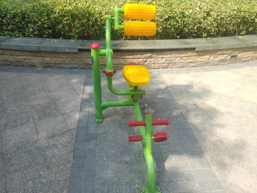 腹背锻炼器