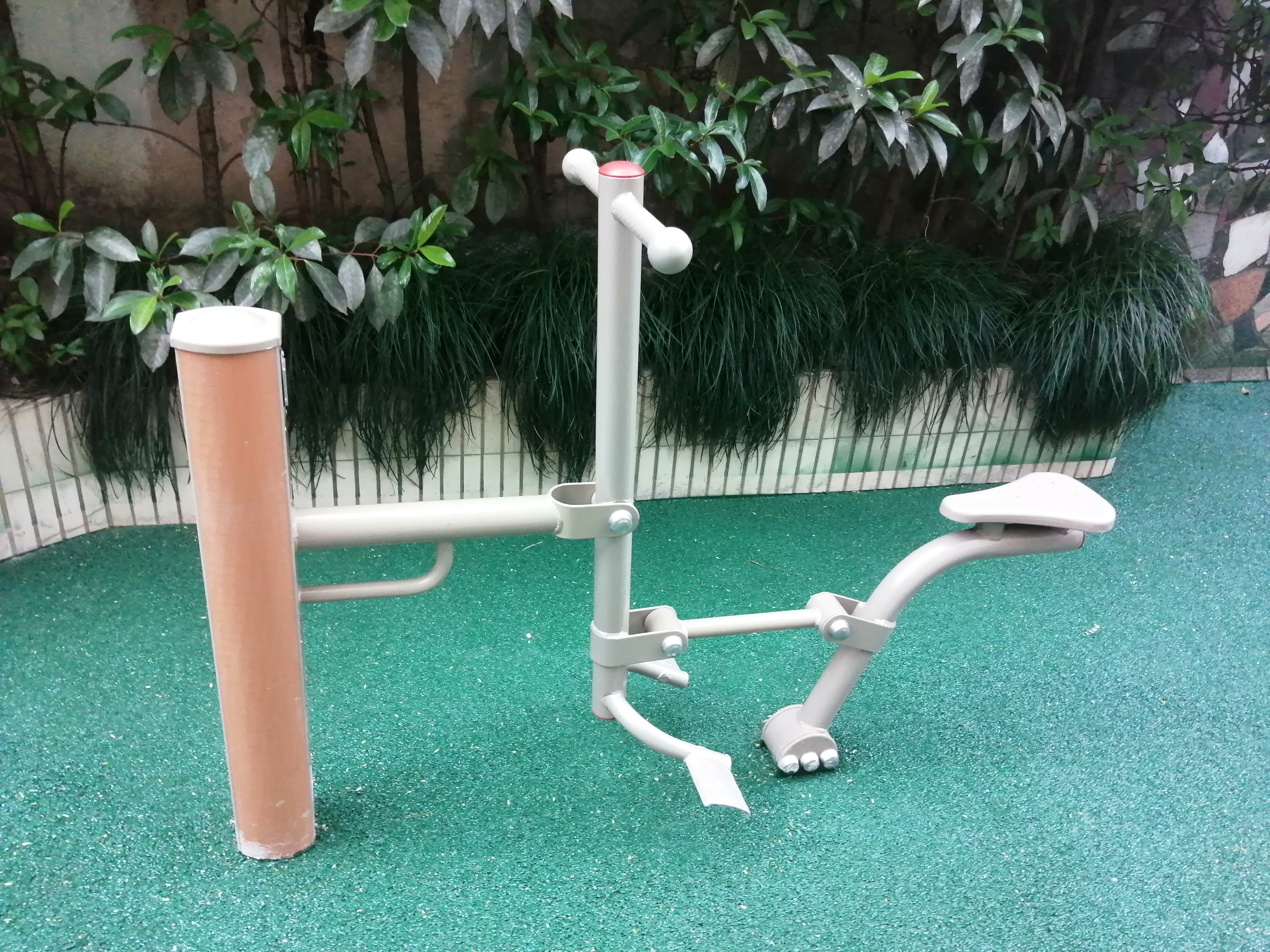 腰力训练器