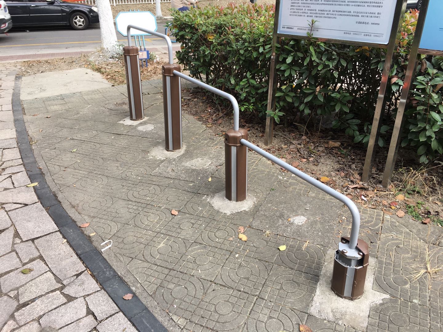 弹震压腿器