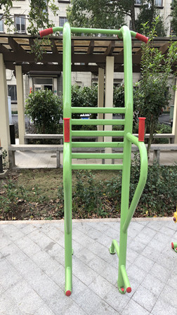 多功能锻炼器