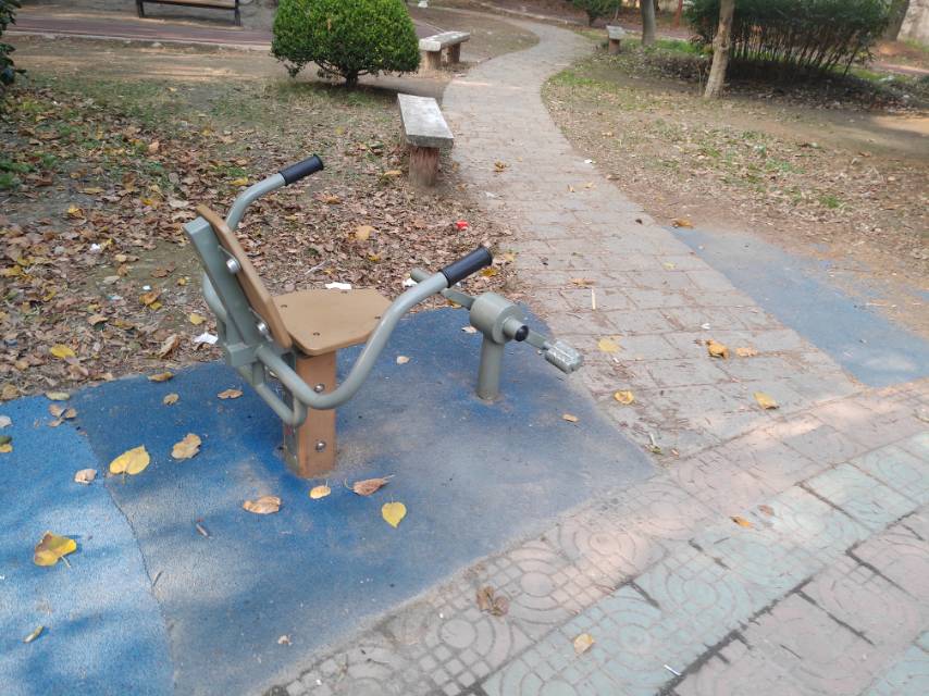 健身车