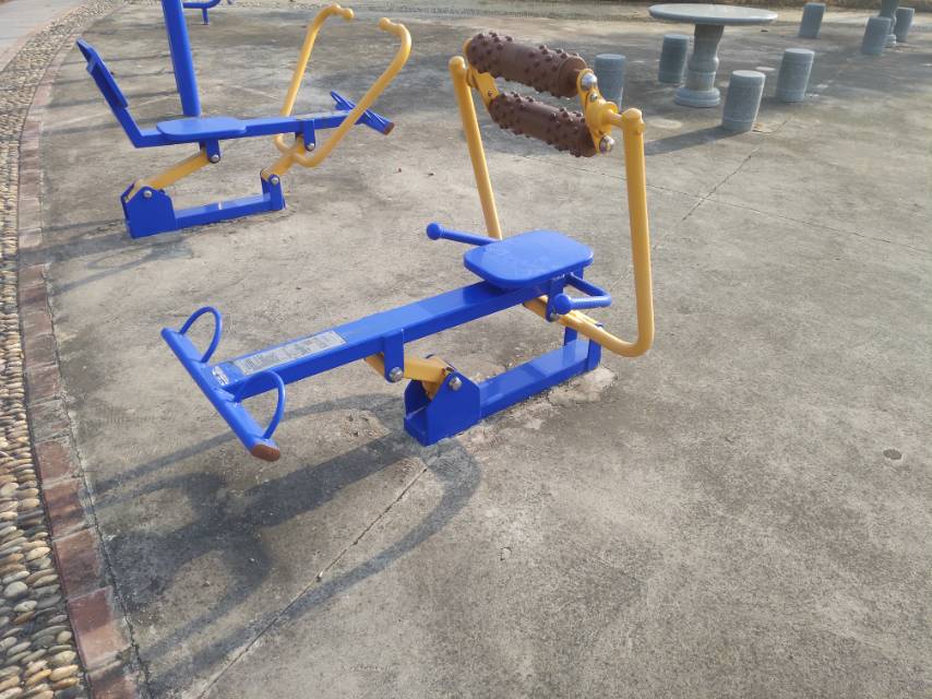 腹背屈伸训练器