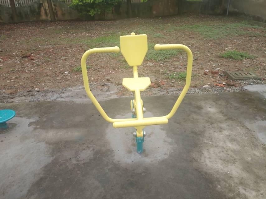 划船器