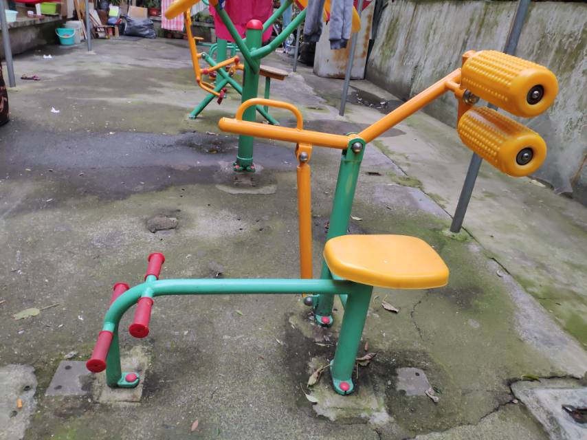 腹背锻炼器