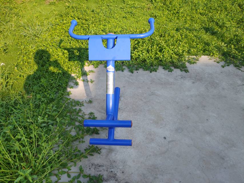 背肌训练器