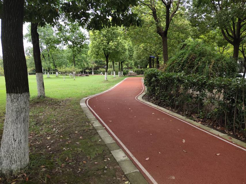 宜达社区百姓健身步道