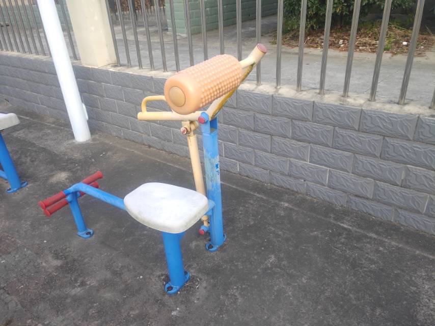 腹背锻炼器