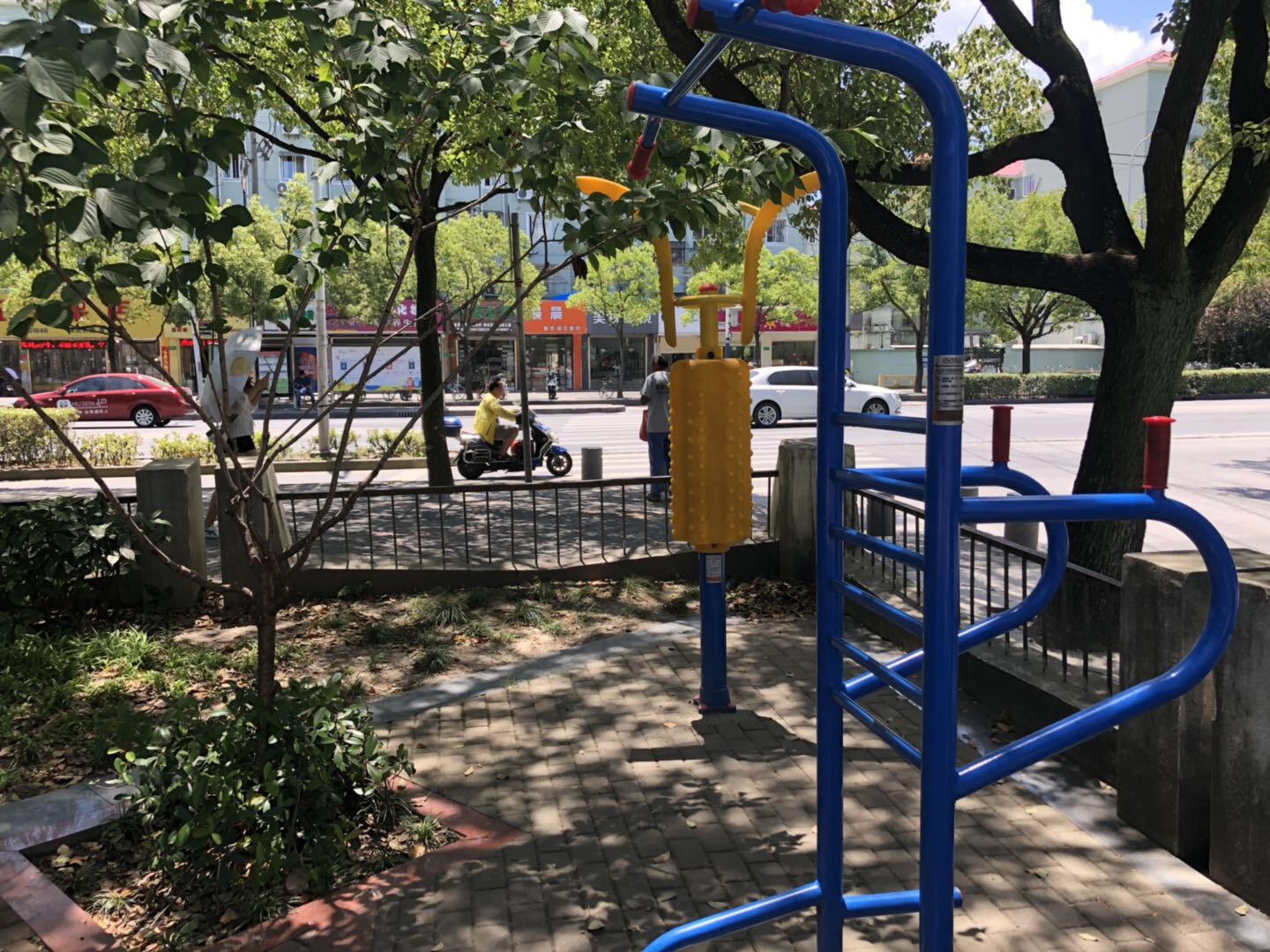 多功能锻炼器
