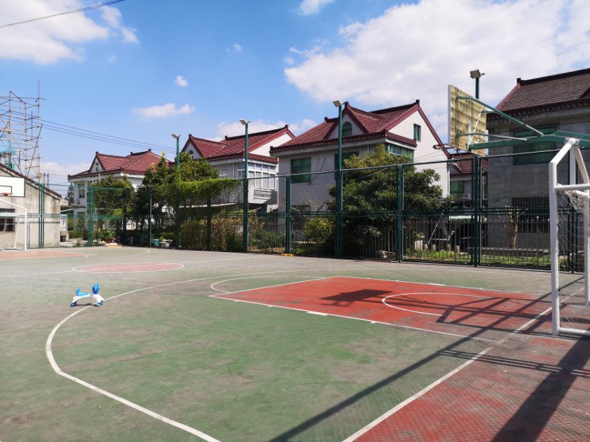 秦山村河泾篮球场