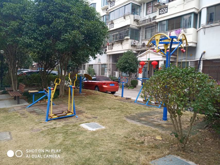 东唐苑（唐镇路320弄）健身点