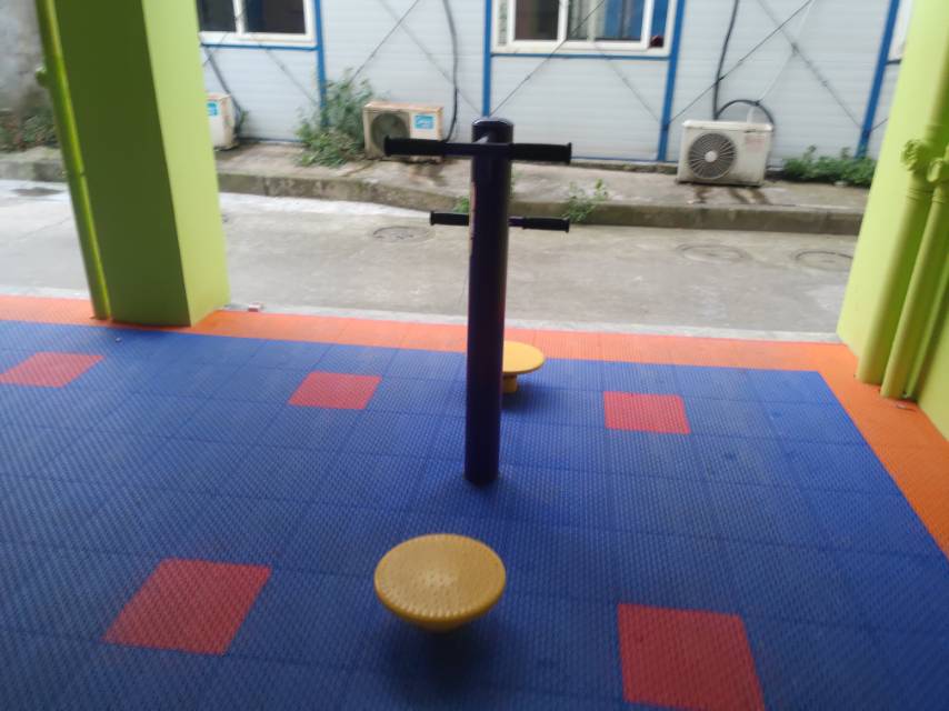 双位转腰器