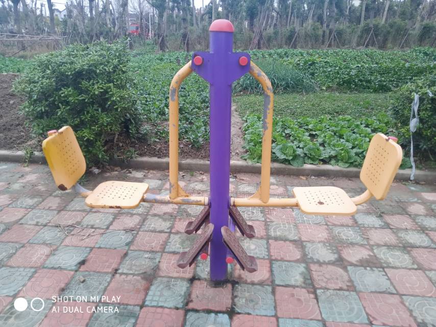 蹬力器