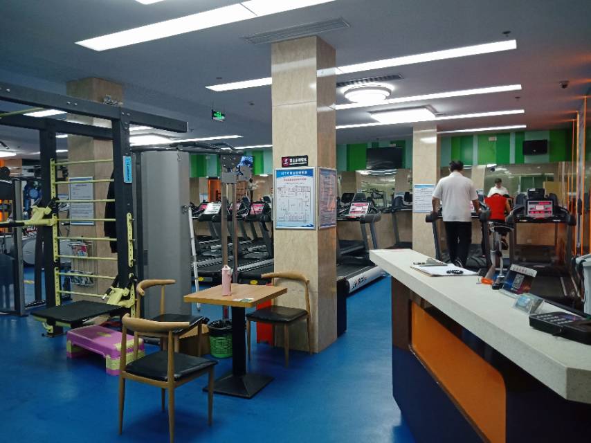斜土社区百姓健身房