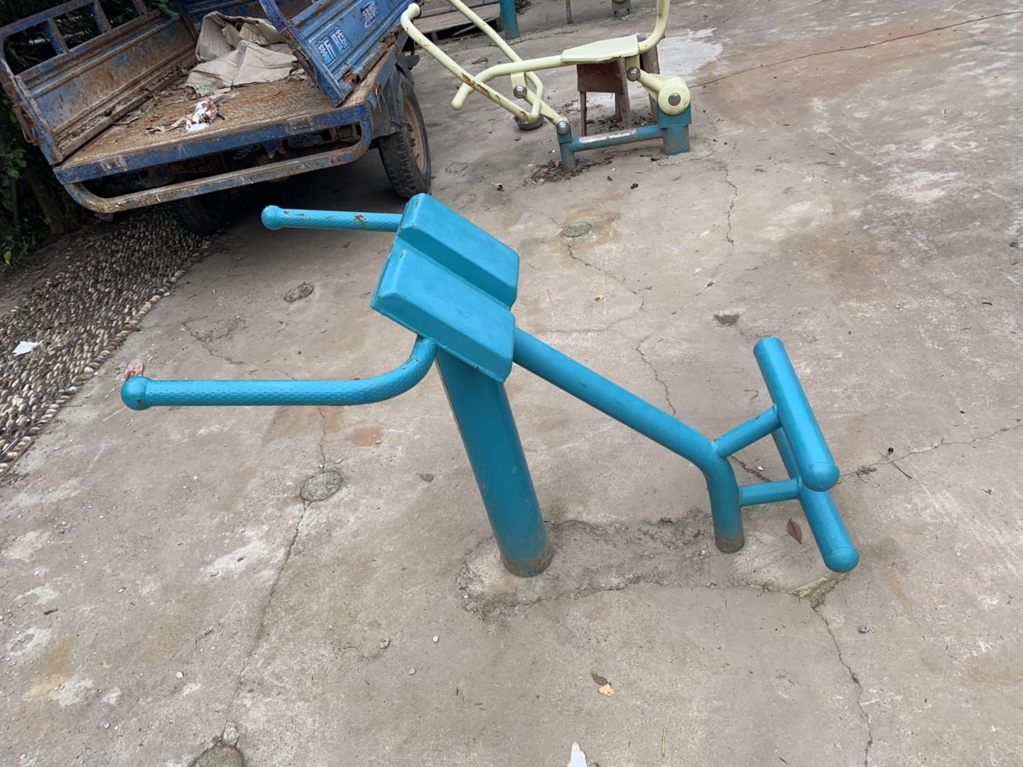 背肌训练器