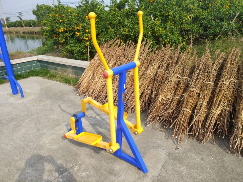室外椭圆机