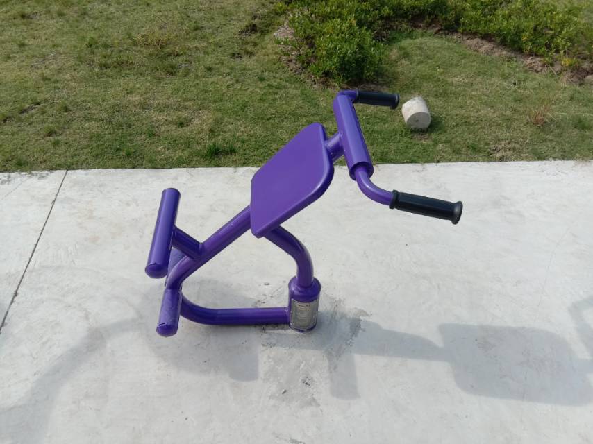 背肌训练器
