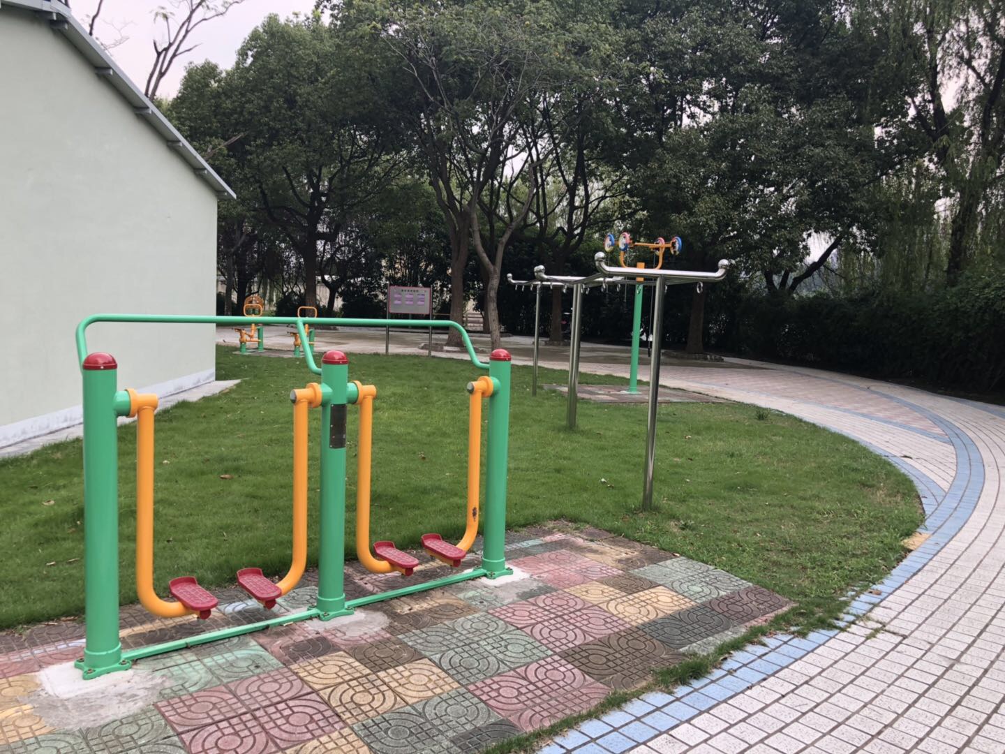 马桥居委A健身苑点