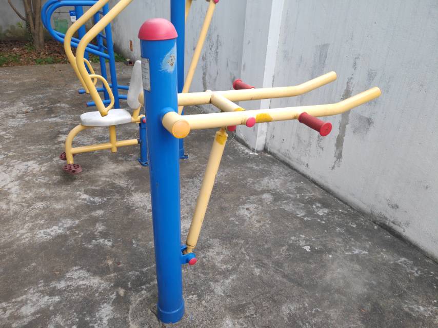 腰腿锻炼器