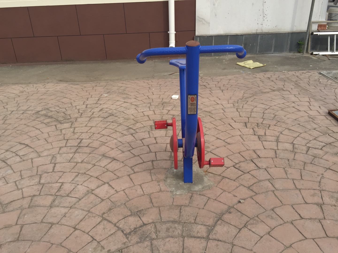 直立自行车