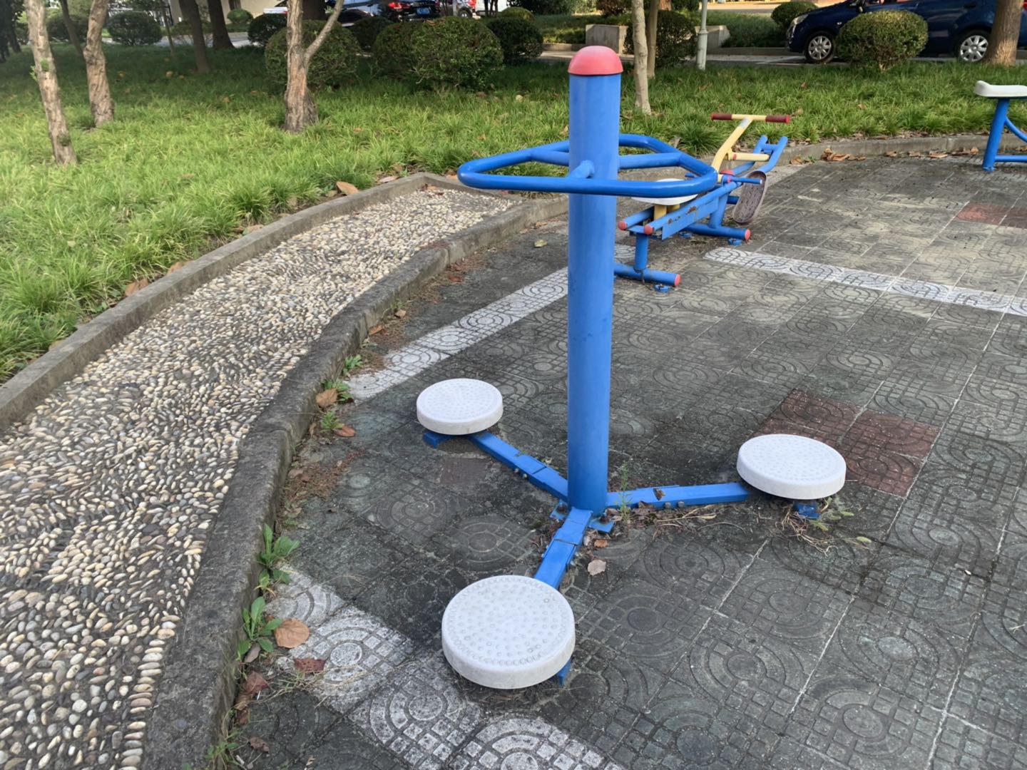 扭腰器