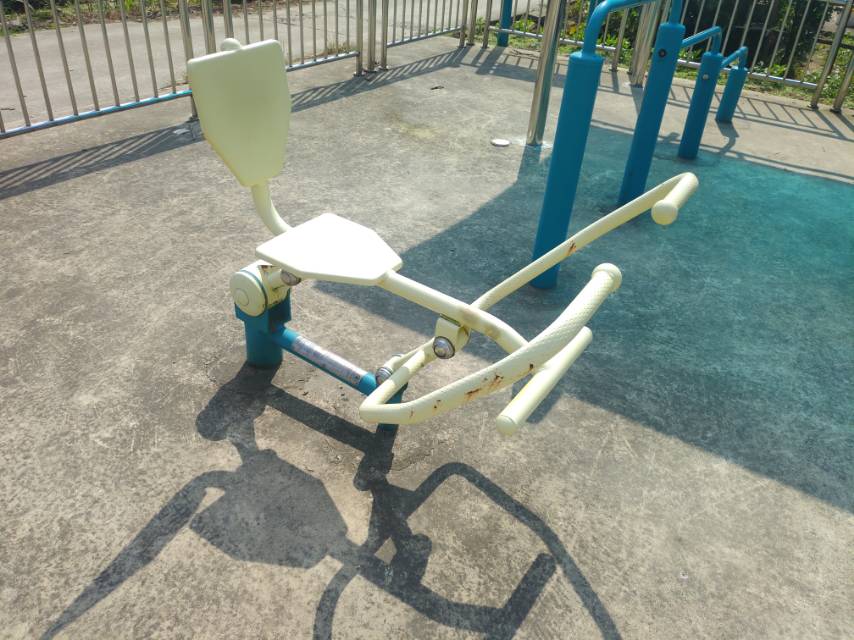 划船器