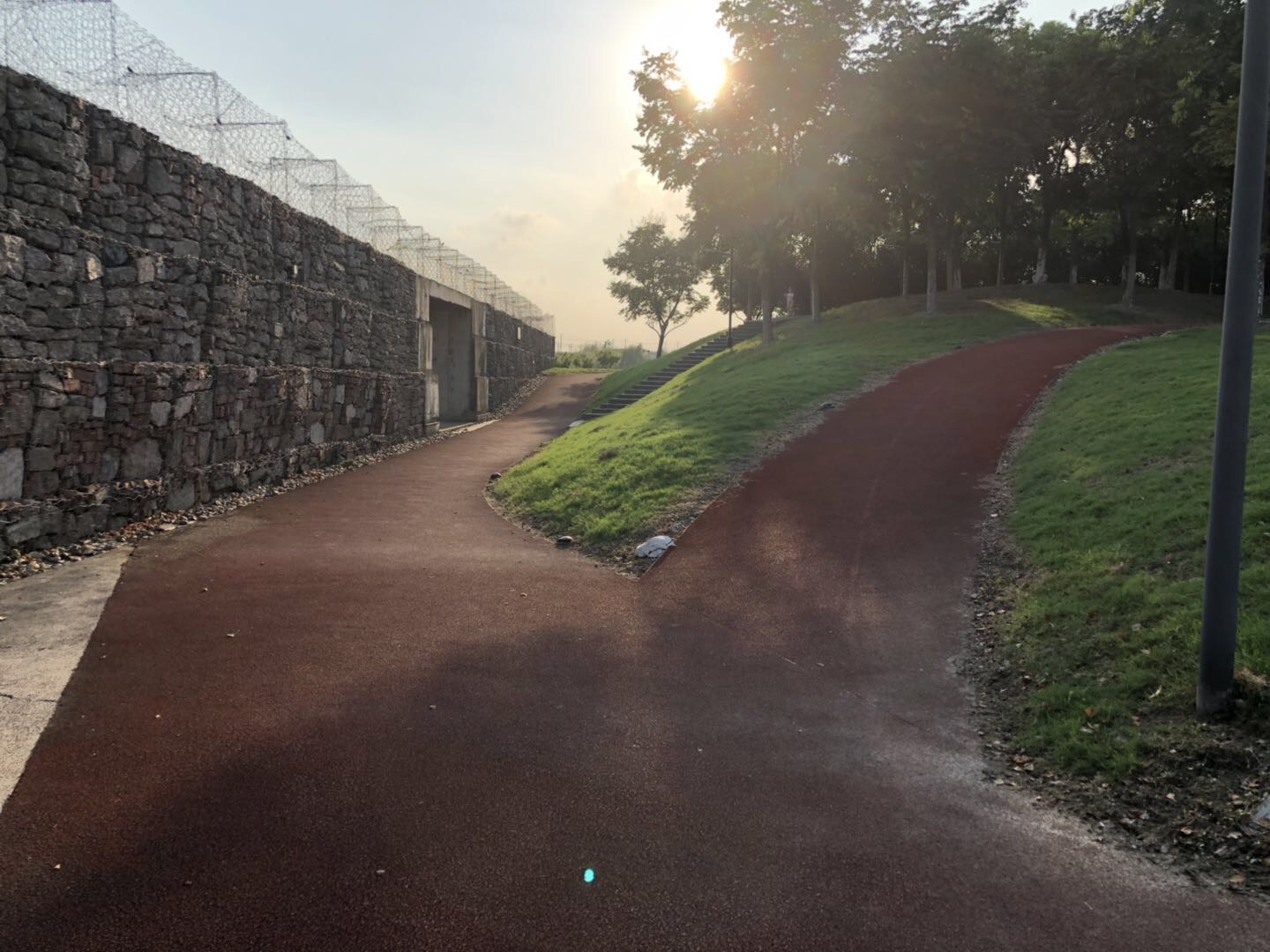 滨江体育公园健身步道