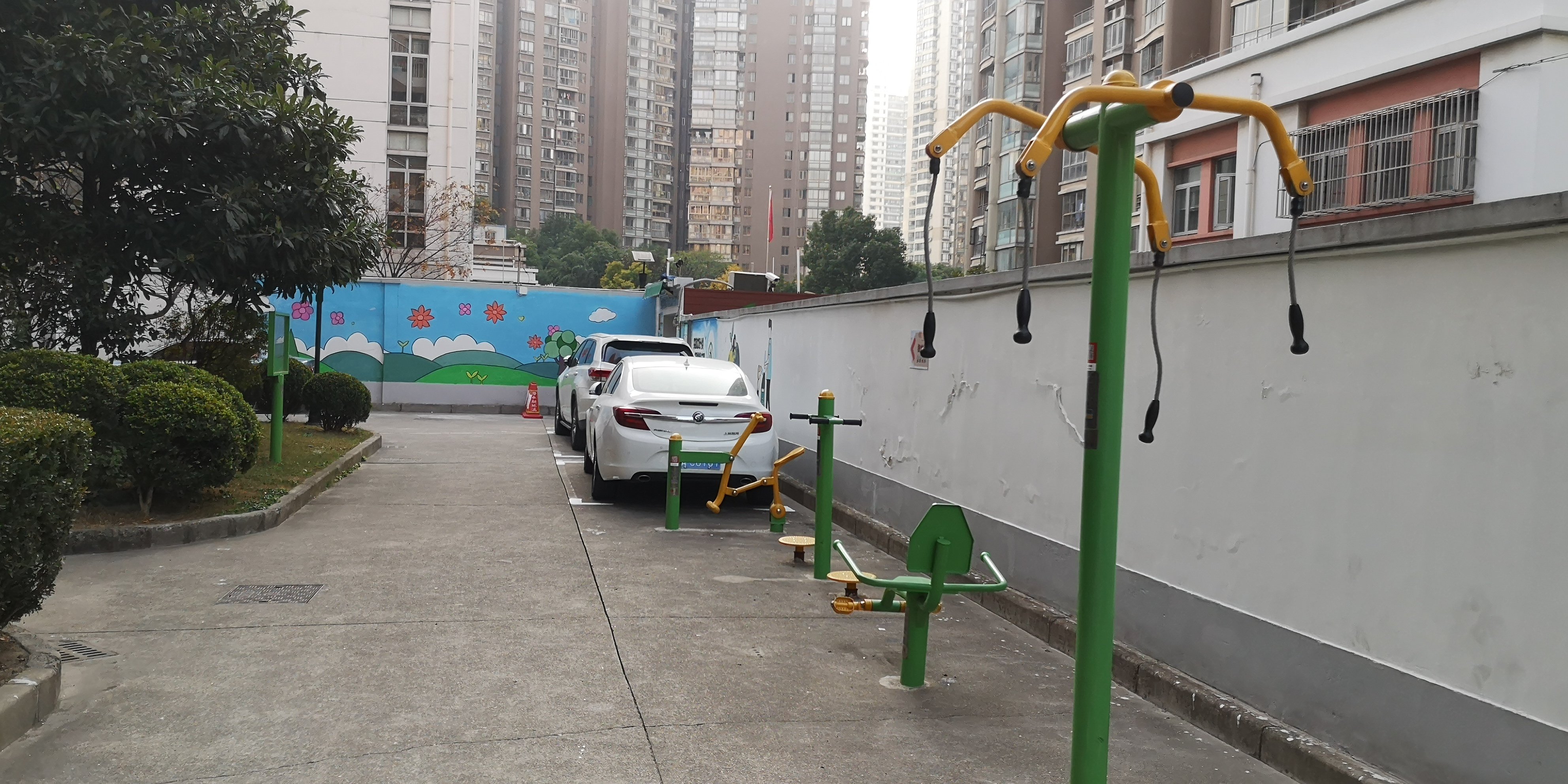 莘远大厦市民益智健身苑点