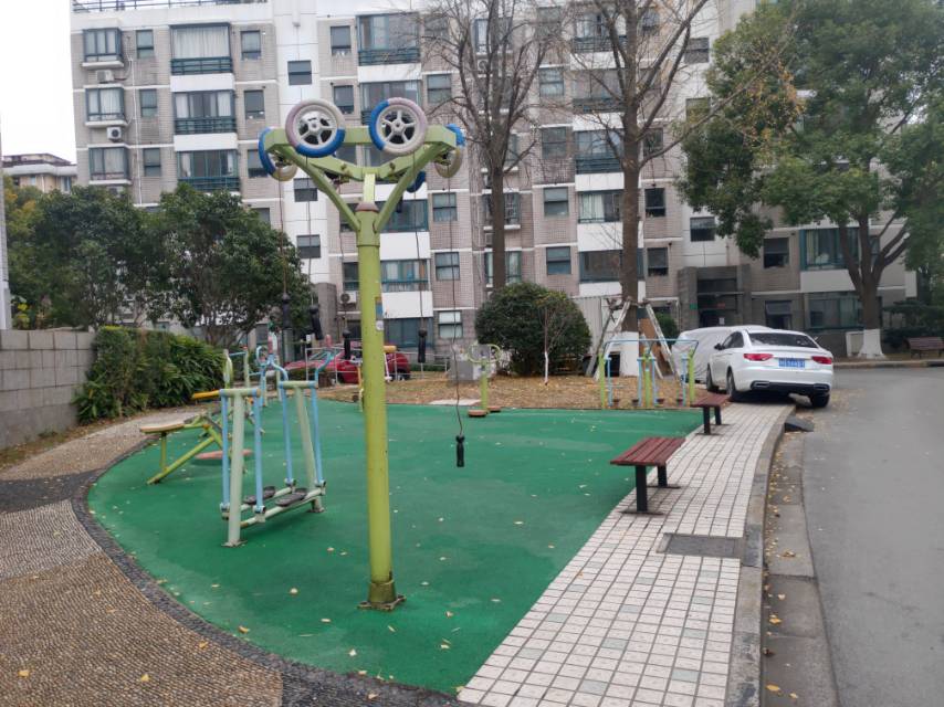 平南三居居委A健身苑点